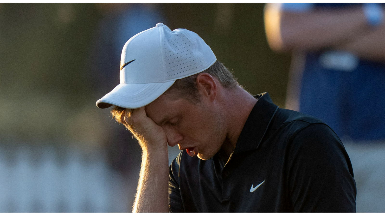 PGA Tour pro Cameron Davis left PERPLEXED with "weird" tee shot at CJ